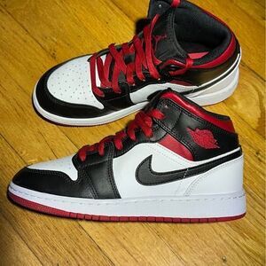 Nike Air Jordan 1 Mid (GS) Gym Red /Black/ White Shoes